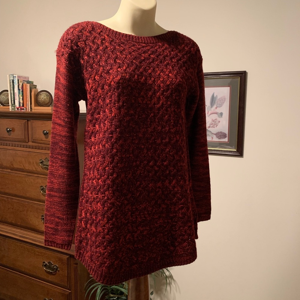 Slenderizing long sleeve boat neck sweater. It's Our Time brand. Small, Burgundy